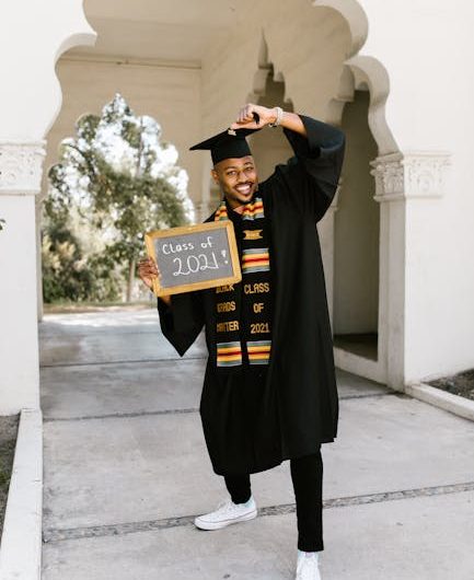 Купить диплом учителя в Мариинске